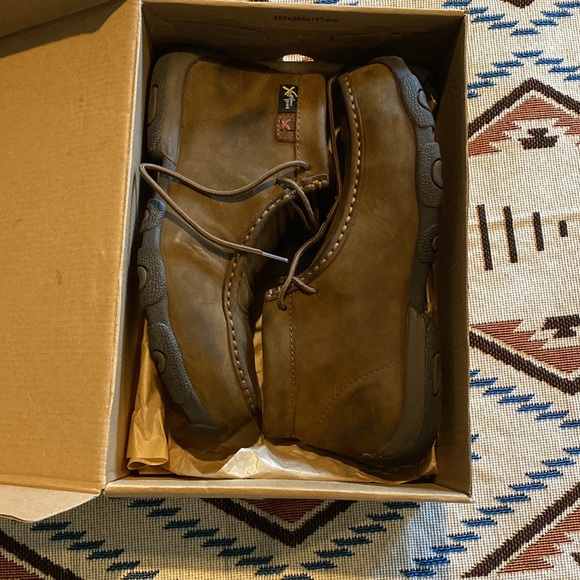 Women’s Twisted X Composite Toe Mocs - Picture 2 of 9